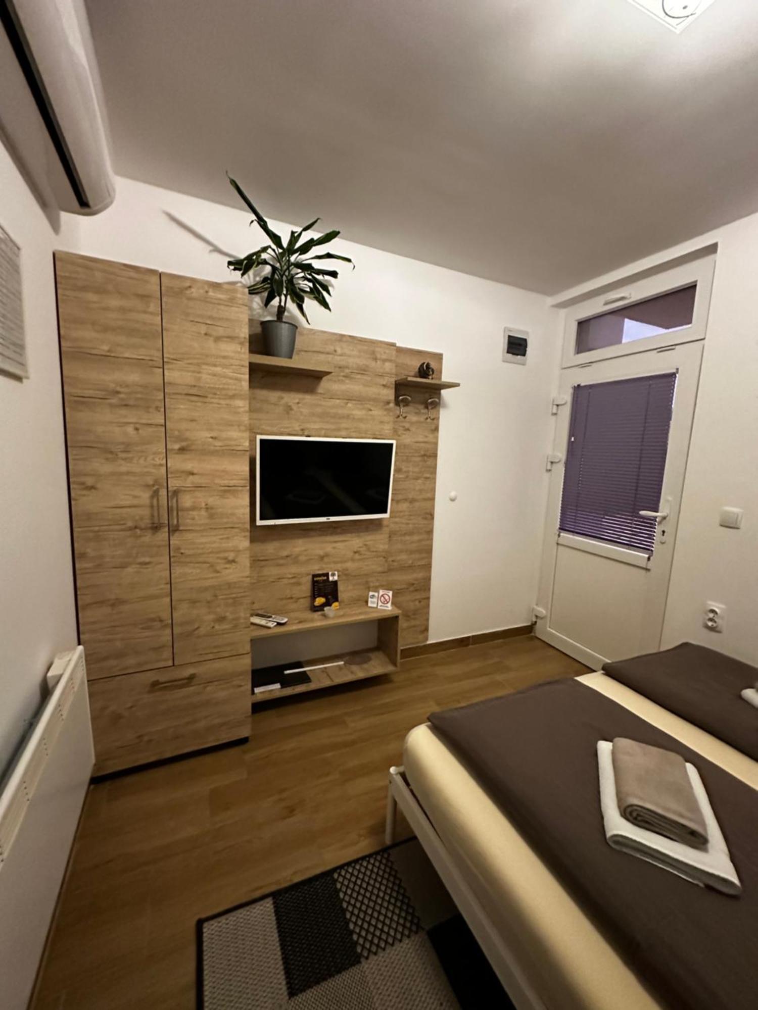 Apartmani Lotus Врдник Экстерьер фото