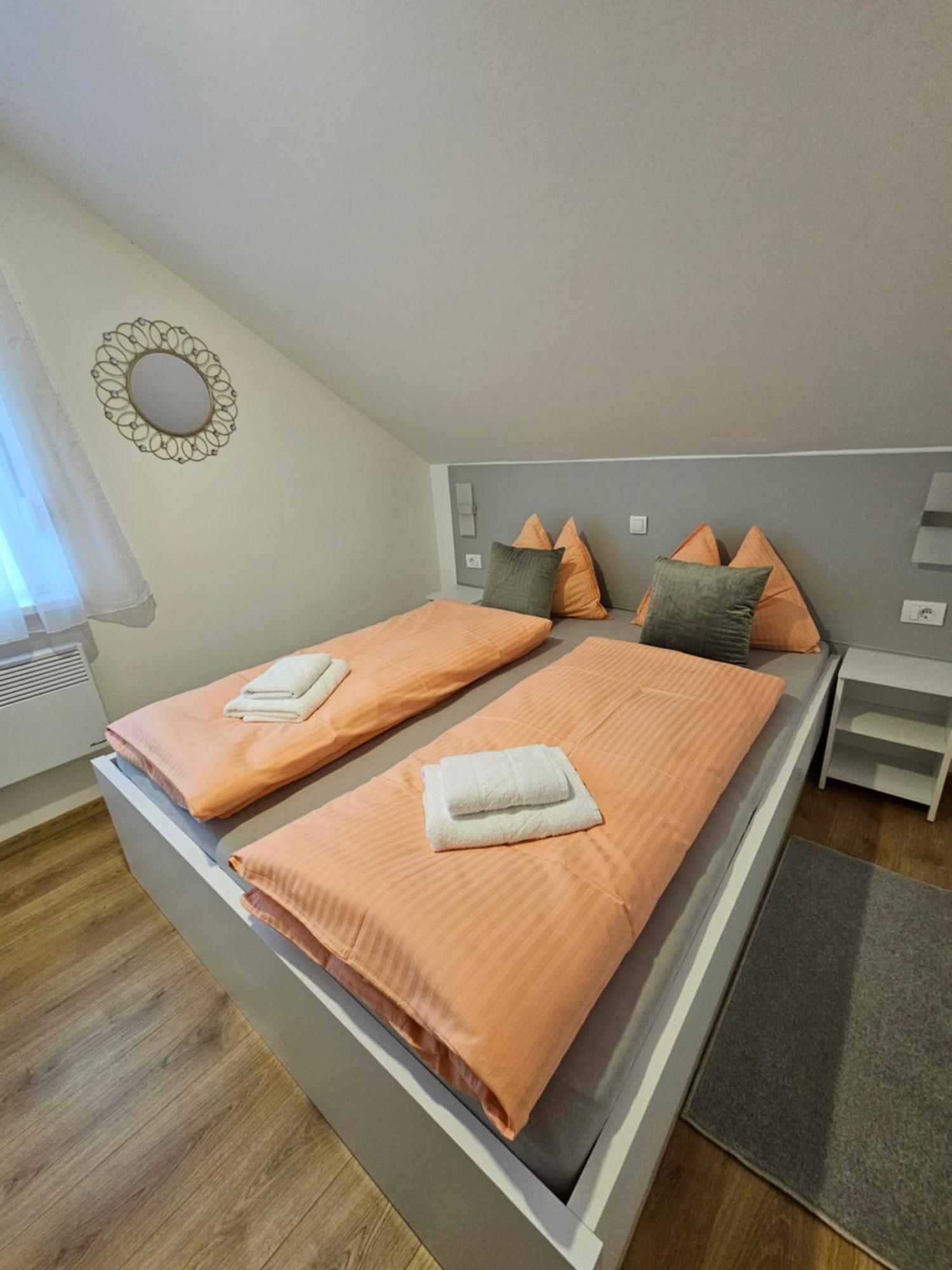 Apartmani Lotus Врдник Экстерьер фото
